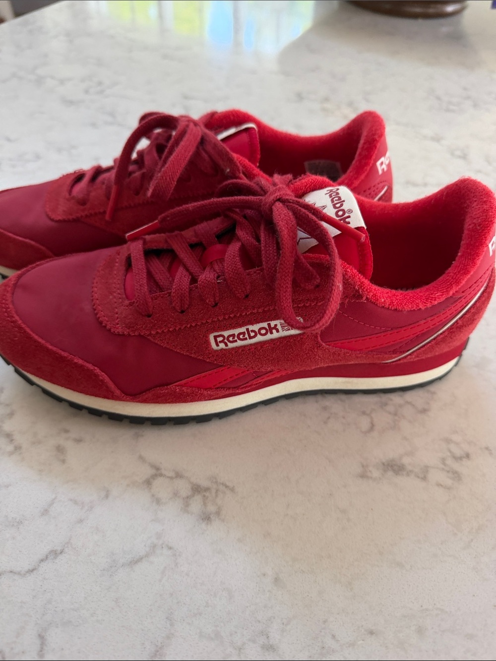 Rebook classic AZ red
